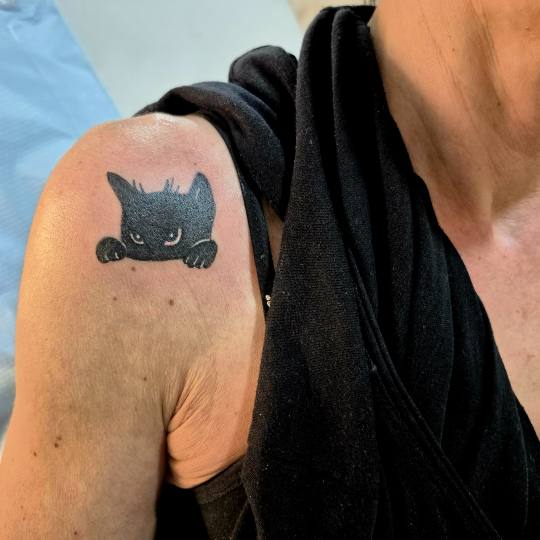 Krispy tattoo & nails #beograd Ostalo Tetovaža 5 x 5 cm - crno-bela Tetovaža maca/tattoo cat
