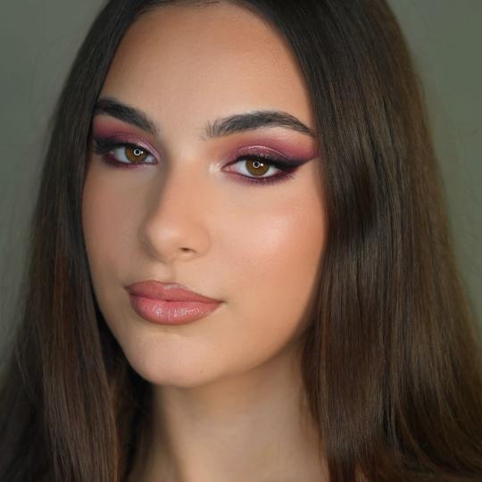 Ivana Vit #beograd Make-up / šminkanje Profesionalno šminkanje za apsolventsko veče Za sve ljubit