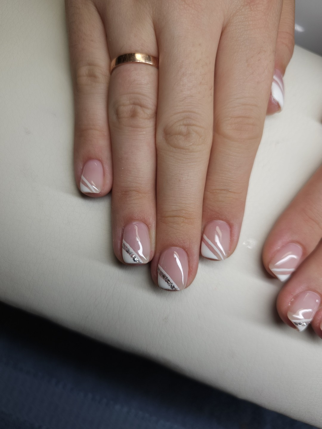 Manga Beauty #beograd Ojačavanje noktiju Rubber baza + gel lak