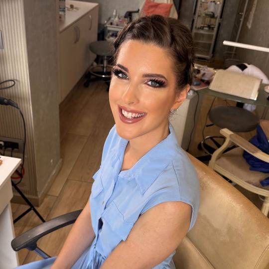 Bibi beauty centar #beograd Make-up / šminkanje Profesionalno šminkanje + veštačke trepavice + s