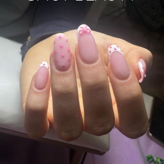 Spicy beauty #beograd Korekcija noktiju Korekcija noktiju - M dužina