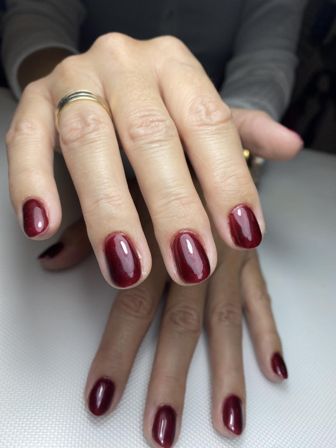 Gel lak - ruke - Mala Plava B, Novi Sad Gel lak Nokti Gel lak, Novi Sad, Rotkvarija, Podbara, Salajka