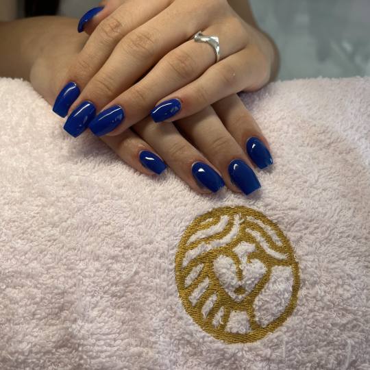 Grkinja Beauty Studio #krusevac Izlivanje noktiju Izlivanje noktiju gelom - dugi nokti