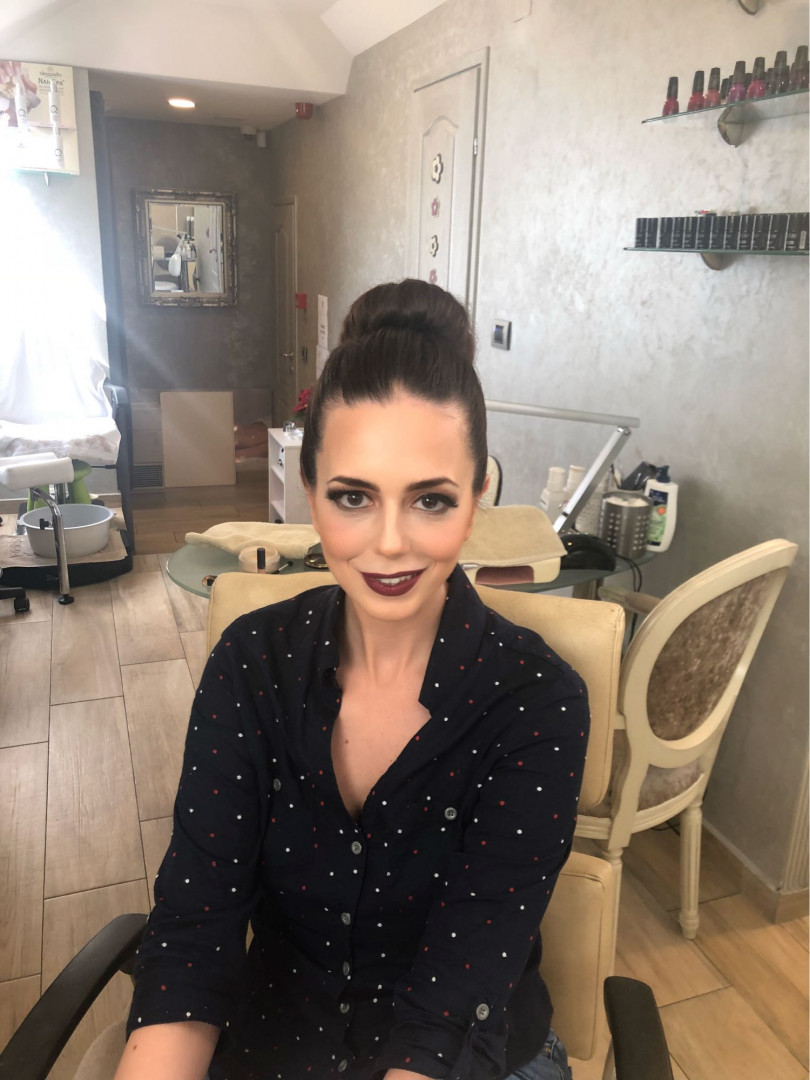 Bibi beauty centar #beograd Make-up / šminkanje Profesionalno šminkanje + veštačke trepavice