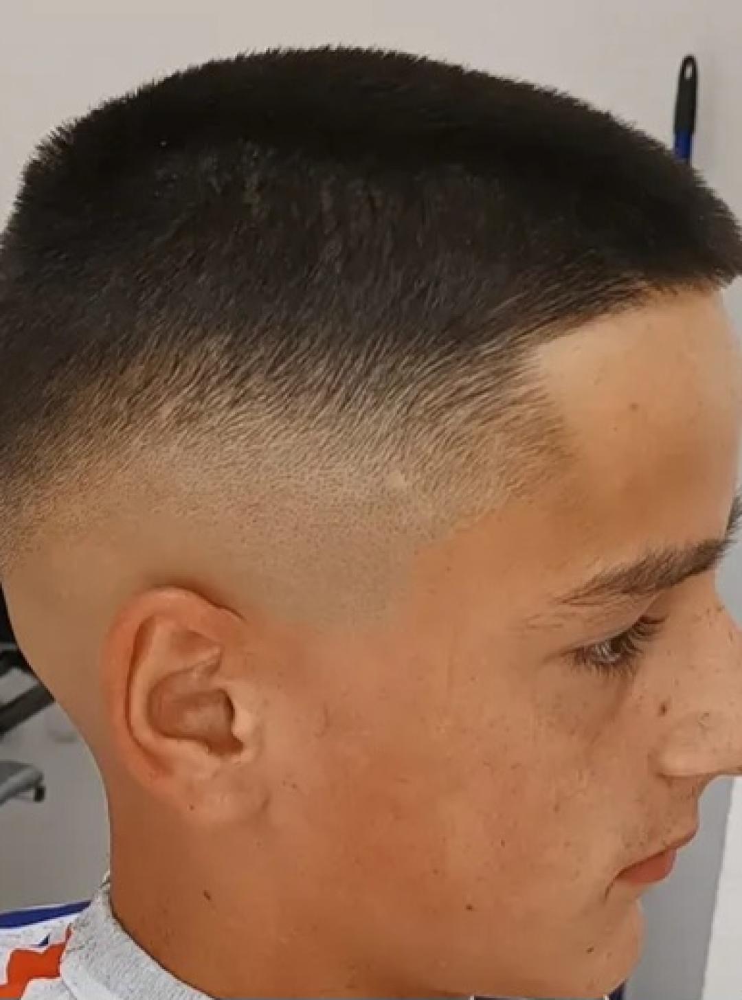 Muško šišanje - fade - Astradas 2, Beograd Šišanje Frizerski saloni Šišanje, Beograd, Novi Beograd blokovi, Belville, Savski kej