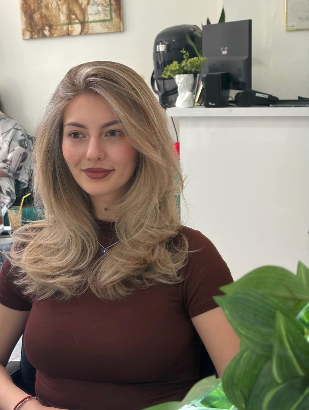 Atelje Glossy Hair #beograd Farbanje kose Blowout cut