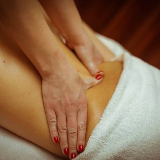 PJ Health & Beauty Center #beograd Masaža za opuštanje / relax / antistres Relax masaža - 30 minu