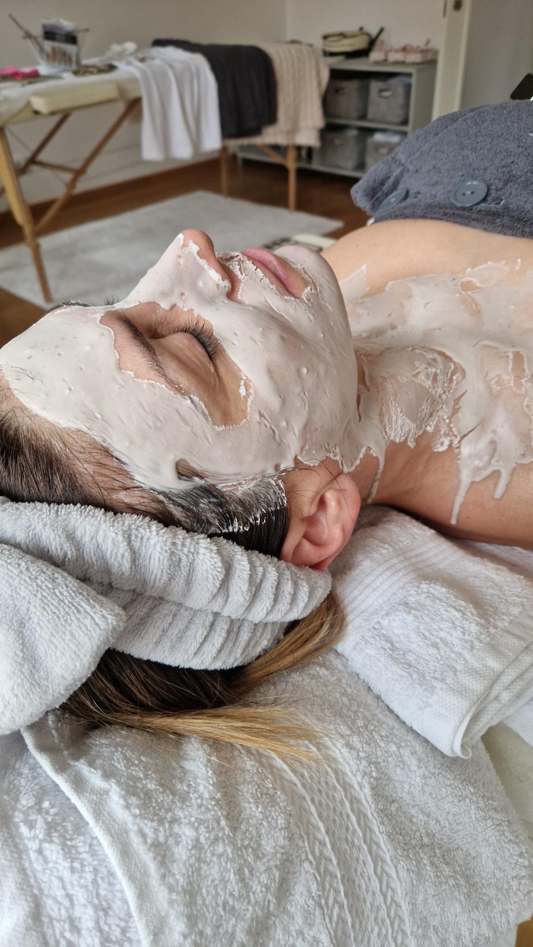 Phyt's Soin White Bio-Active - Glow Holistic Studio, Beograd Tretman lica Lice Tretman lica, Beograd, Novi Beograd blokovi, Belville, Savski kej