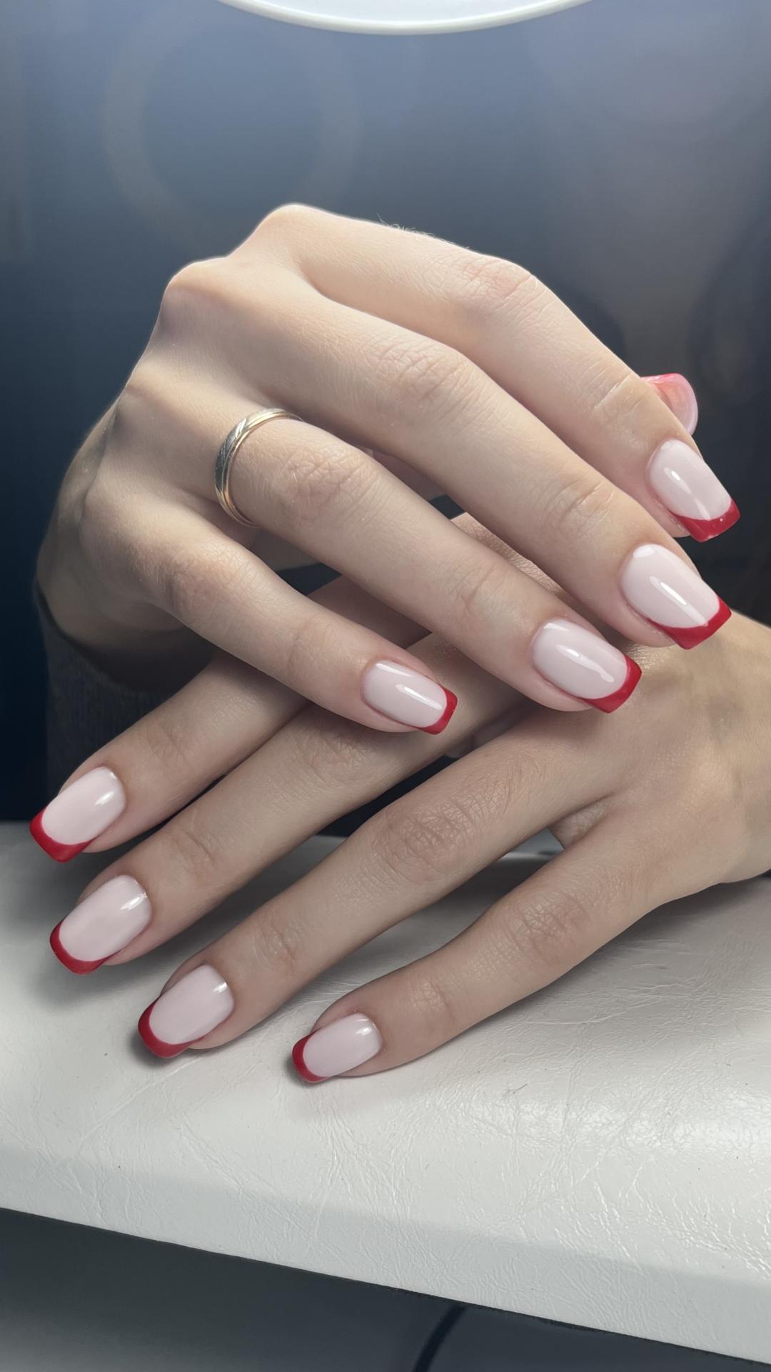 Srednji dizajn - Touch Aesthetic&Medical care, Beograd Ukrašavanje noktiju Nokti Ukrašavanje noktiju, Beograd, Vračar, Čubura, Crveni krst