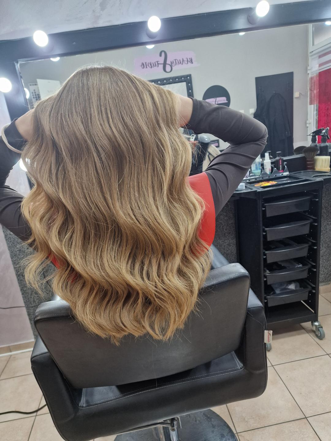 Žensko šišanje + feniranje - duga kosa - Beauty studio S, Novi Sad Žensko šišanje Frizerski saloni Žensko šišanje, Novi Sad, Rotkvarija, Podbara, Salajka