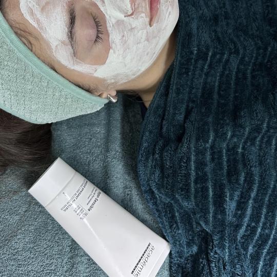 Petra beauty concept #beograd Tretman lica Mladalački tretman čišćenja lica