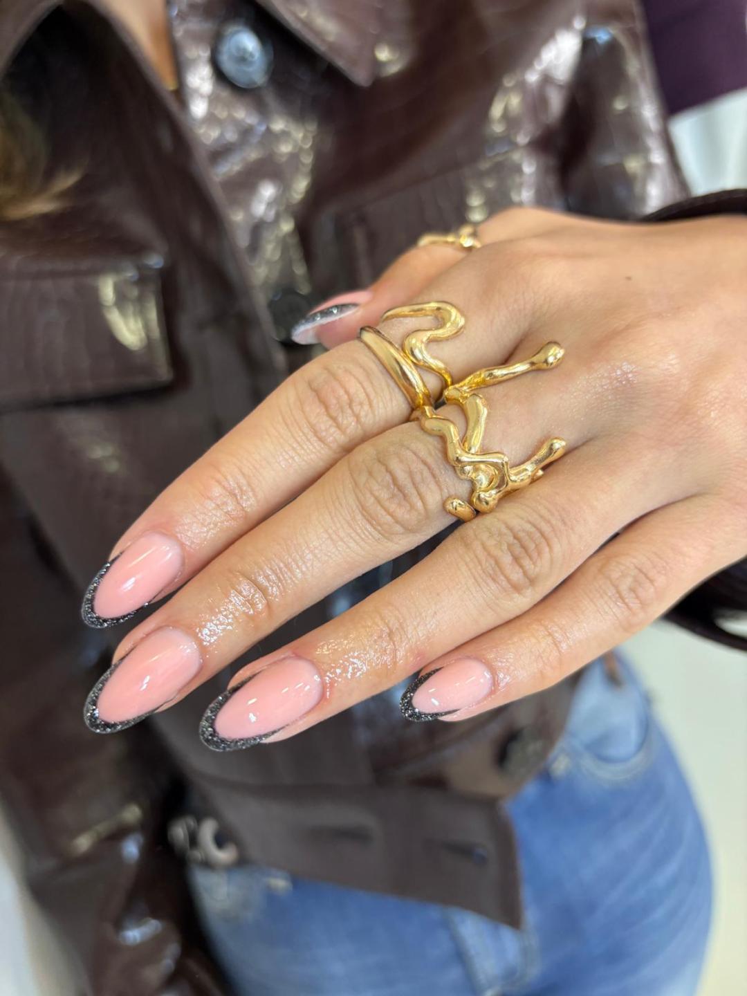 Angels #novisad Manikir Manikir + ojačavanje noktiju gelom