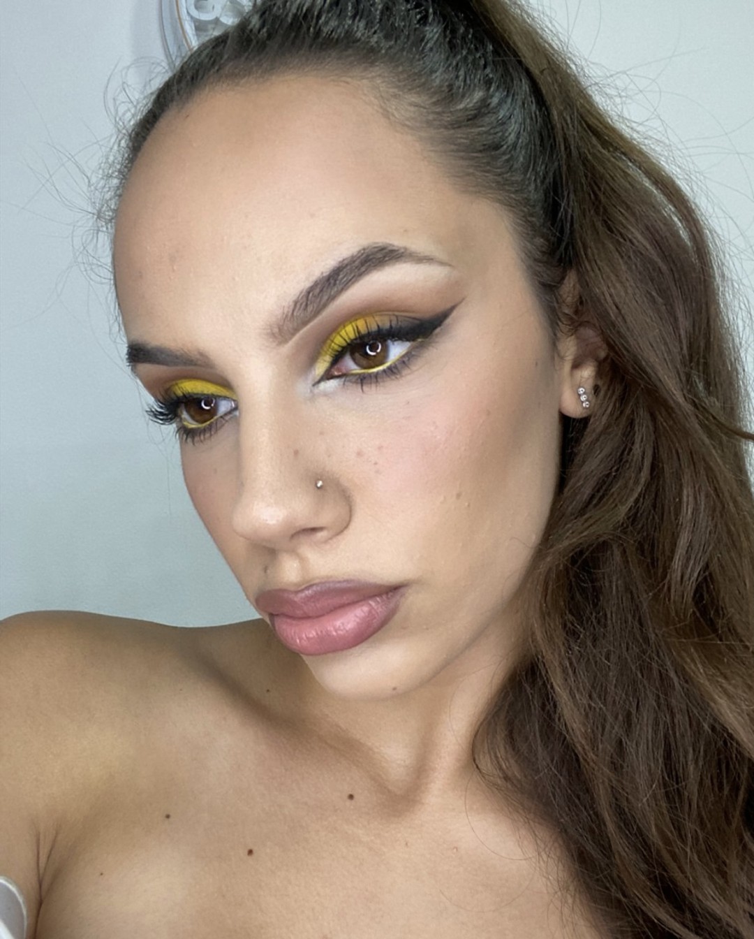 SM Beauty studio #nis Make-up / šminkanje Profesionalno šminkanje - bez veštačkih trepavica