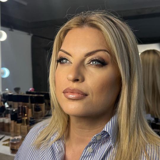 Beauty by Ivona Plus #nis Make-up / šminkanje Profesionalna večernja / dnevna šminka - sa trepavi