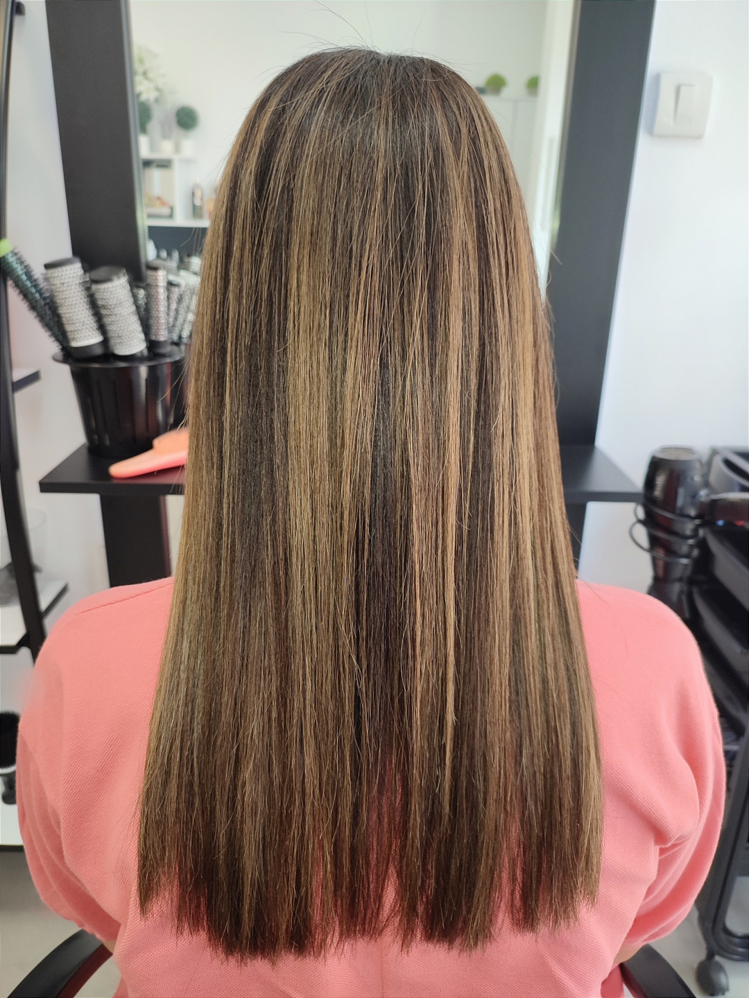 Infinity Hair #novisad Feniranje i stilizovanje Feniranje na ravno - duga kosa