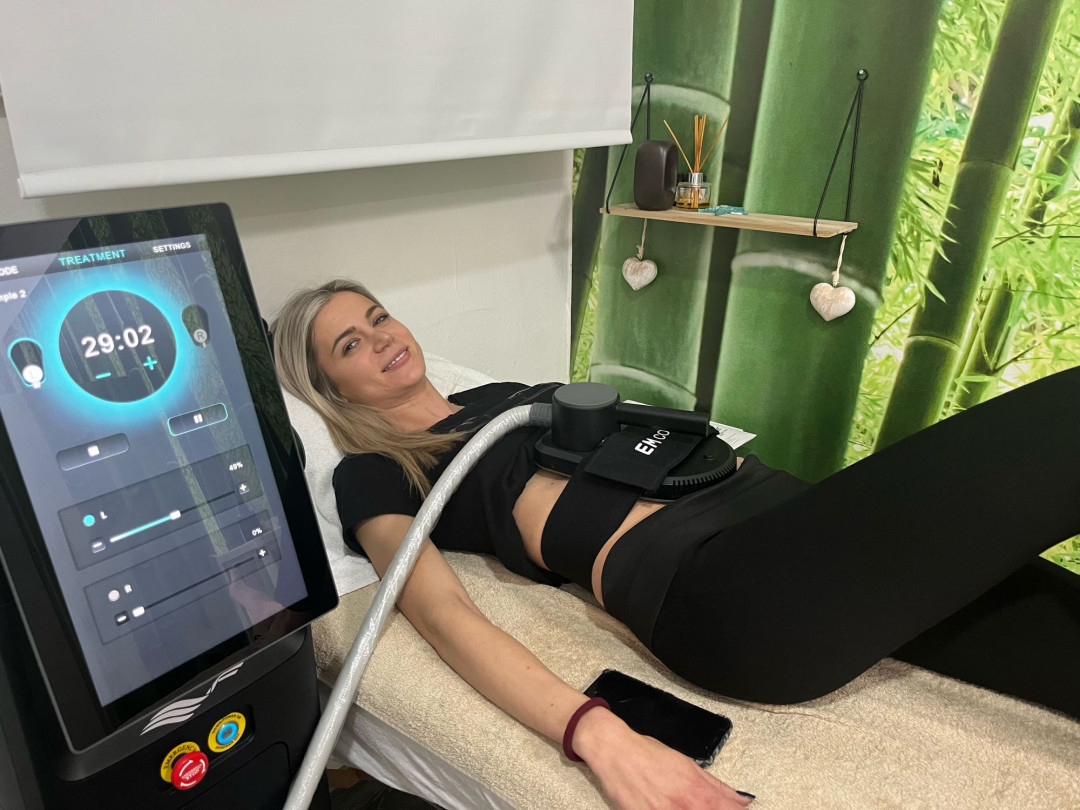 Soin face and body #beograd Masaža za mršavljenje EMS Contouring tretman tela