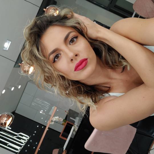 Gloss studio #nis Make-up / šminkanje Profesionalno šminkanje