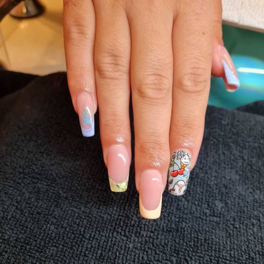 Right Beauty #beograd Izlivanje noktiju Izlivanje noktiju dužina 3