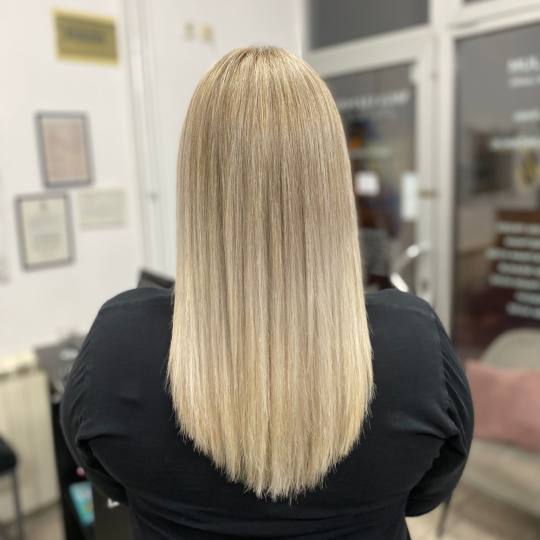 Nega i Lepota NS 2 #novisad Pramenovi Balayage paket: pramenovi + preliv + šišanje + feniranje - e