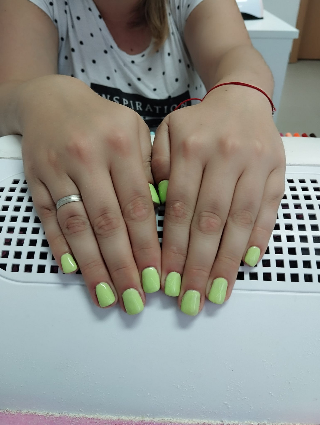 Taci nail art #beograd Ojačavanje noktiju Ojačavanje prirodnih noktiju gelom