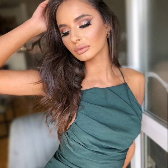Monami beauty #beograd Make-up / šminkanje Profesionalno šminkanje + veštačke trepavice
