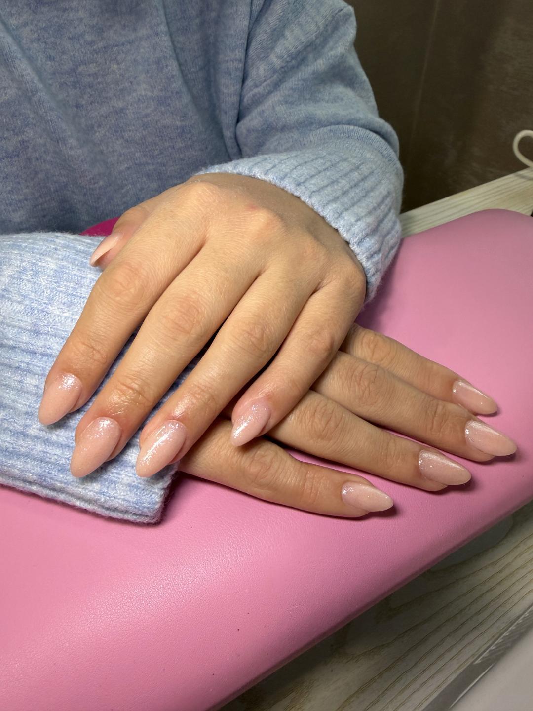 Beauty room Zvezdara #beograd Ojačavanje noktiju Ojačavanje prirodnih noktiju gelom