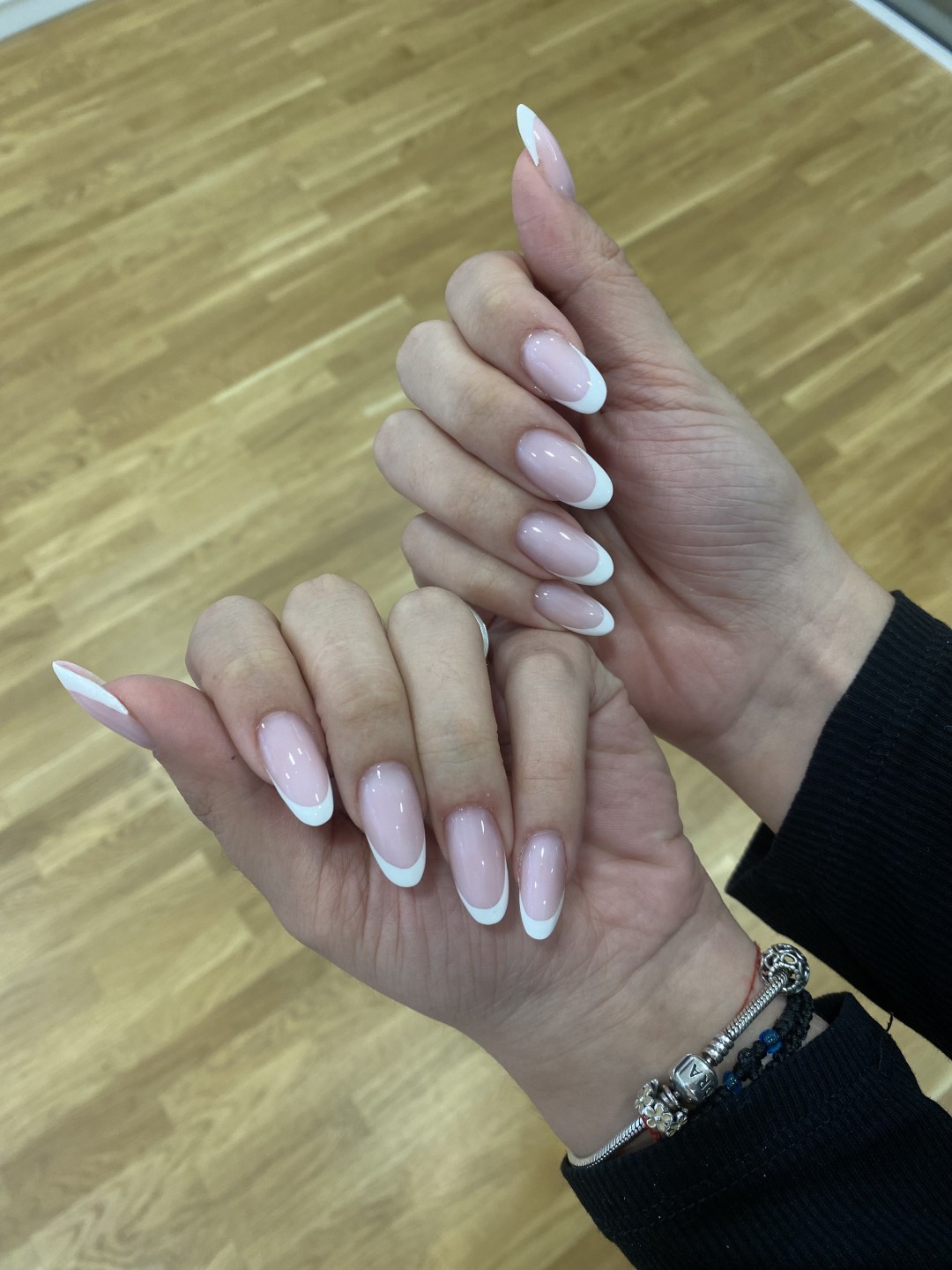 Ayva Nail Studio #beograd Ojačavanje noktiju Ojačavanje prirodnih noktiju gelom - M dužina