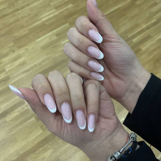 Ayva Nail Studio #beograd Ojačavanje noktiju Ojačavanje prirodnih noktiju gelom - M dužina Nokti