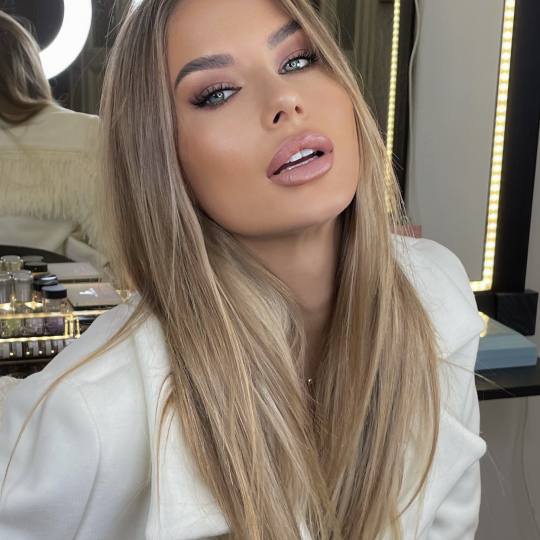 Marija Đorđević #beograd Make-up / šminkanje Profesionalno šminkanje - full glam / soft glam