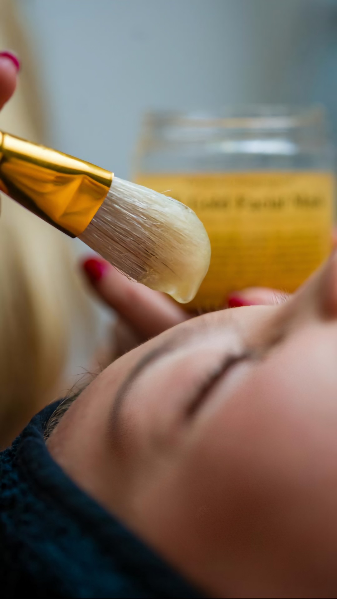 Higijenski tretman lica ( čiščenje lica )+ ultrazvučna špatula + led lapma - Esthetique Privé, Beograd Tretman lica Lice Tretman lica, Beograd, Centar, Stari grad, Dorćol