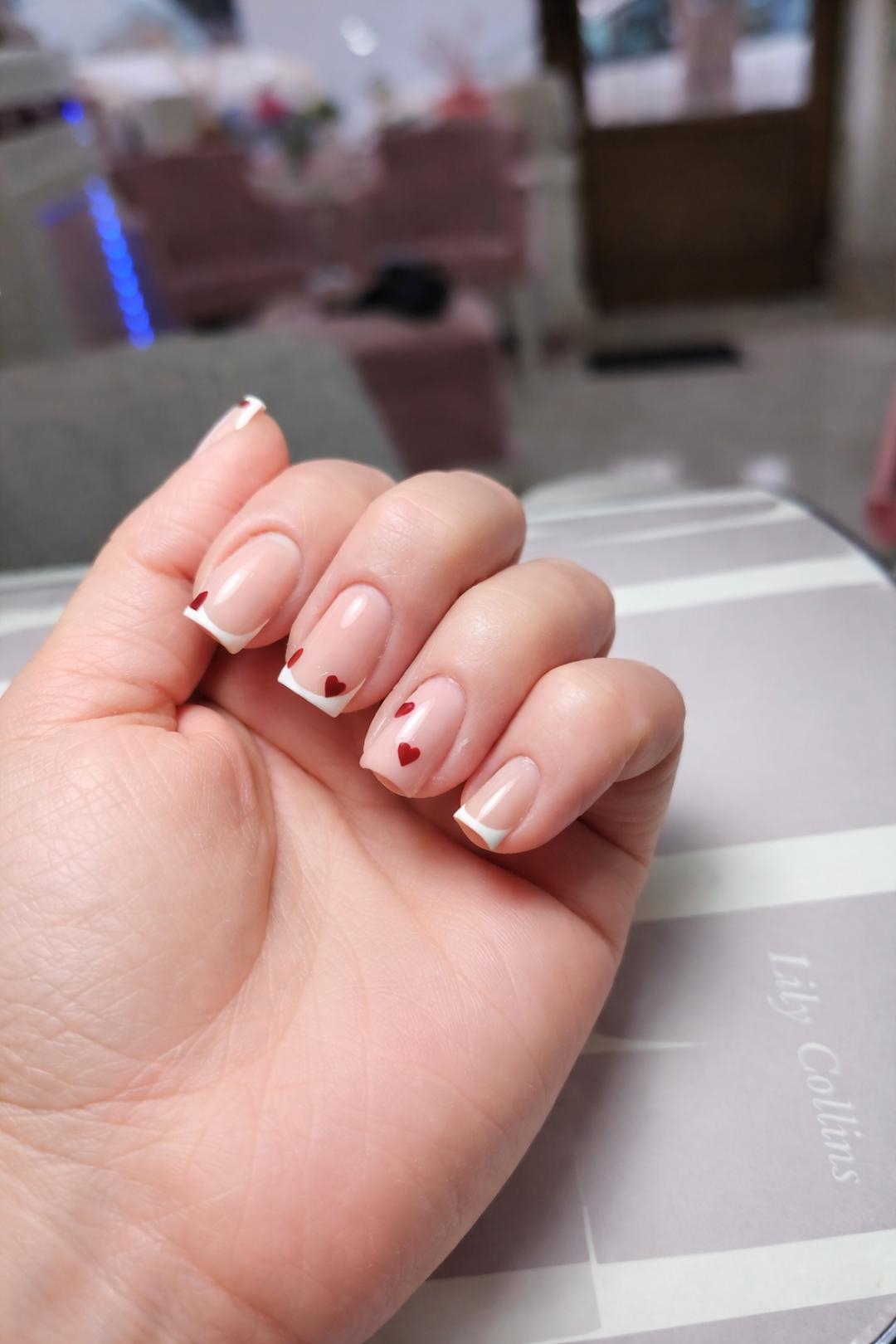 Izlivanje noktiju gelom - S dužina - Beauty Team J&S 037, Kruševac Izlivanje noktiju Nokti Izlivanje noktiju, Kruševac, Centar