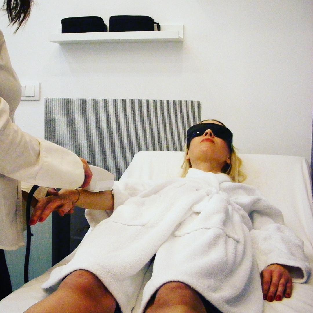 Salon Klinik #beograd Laserska epilacija Laserska epilacija celih ruku - za dame