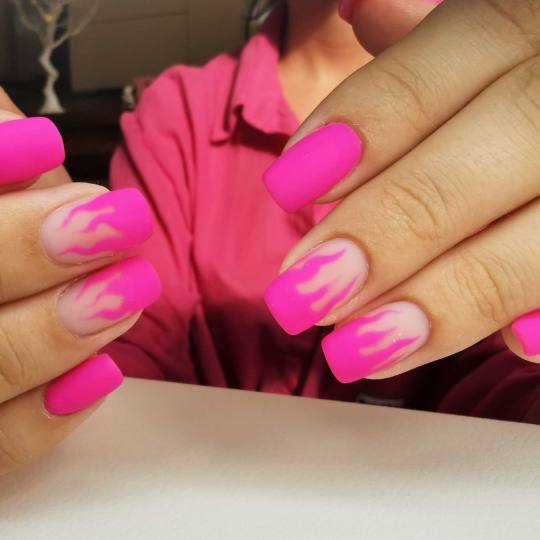 D&D Beauty Center #beograd Ojačavanje noktiju Ojačavanje prirodnih noktiju - gel lak
