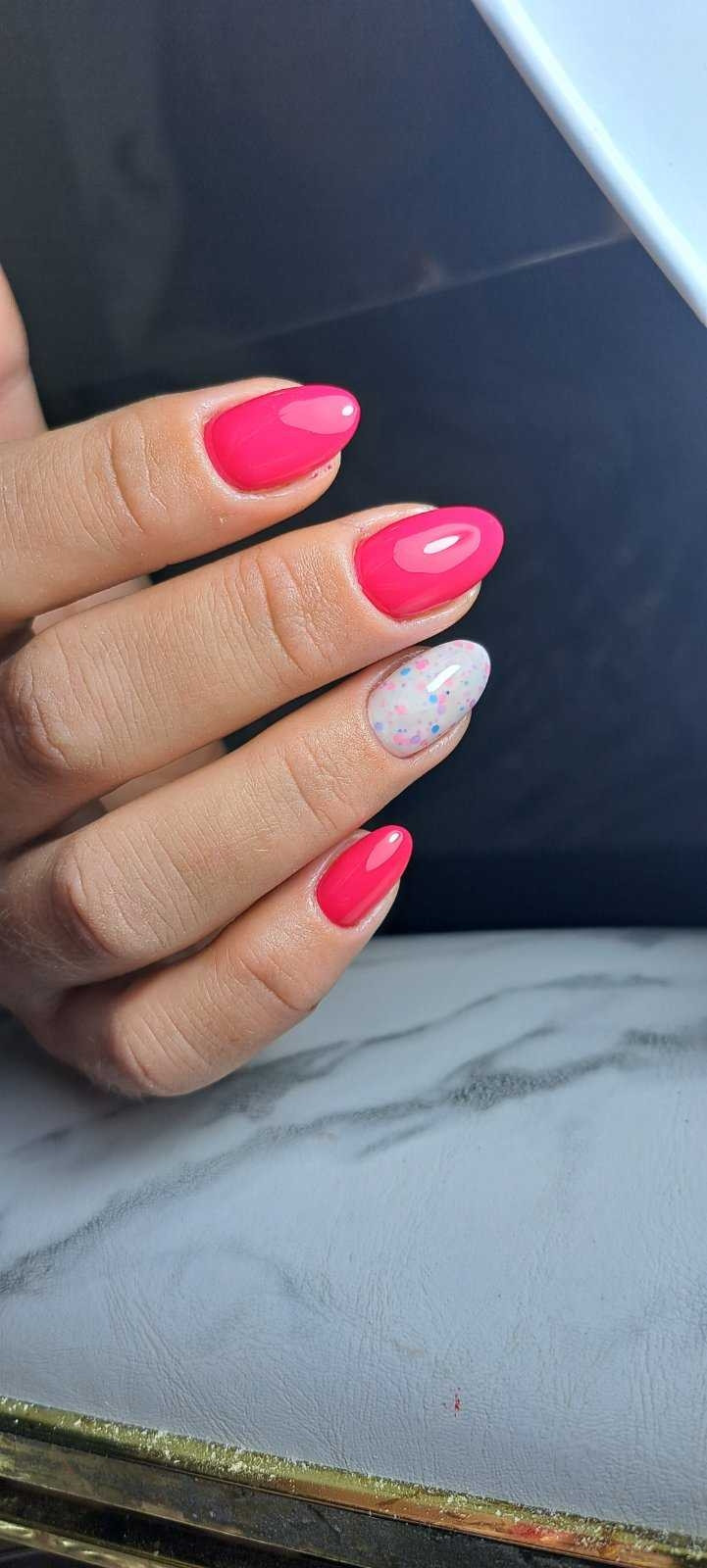 Ashanti Beauty Salon & Academy #beograd Gel lak Gel lak / Rubber baza - S dužine