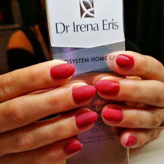 Estetic star by Maya #beograd Izlivanje noktiju mat nokti, izliveni gelom Izlivanje noktiju gelom bo