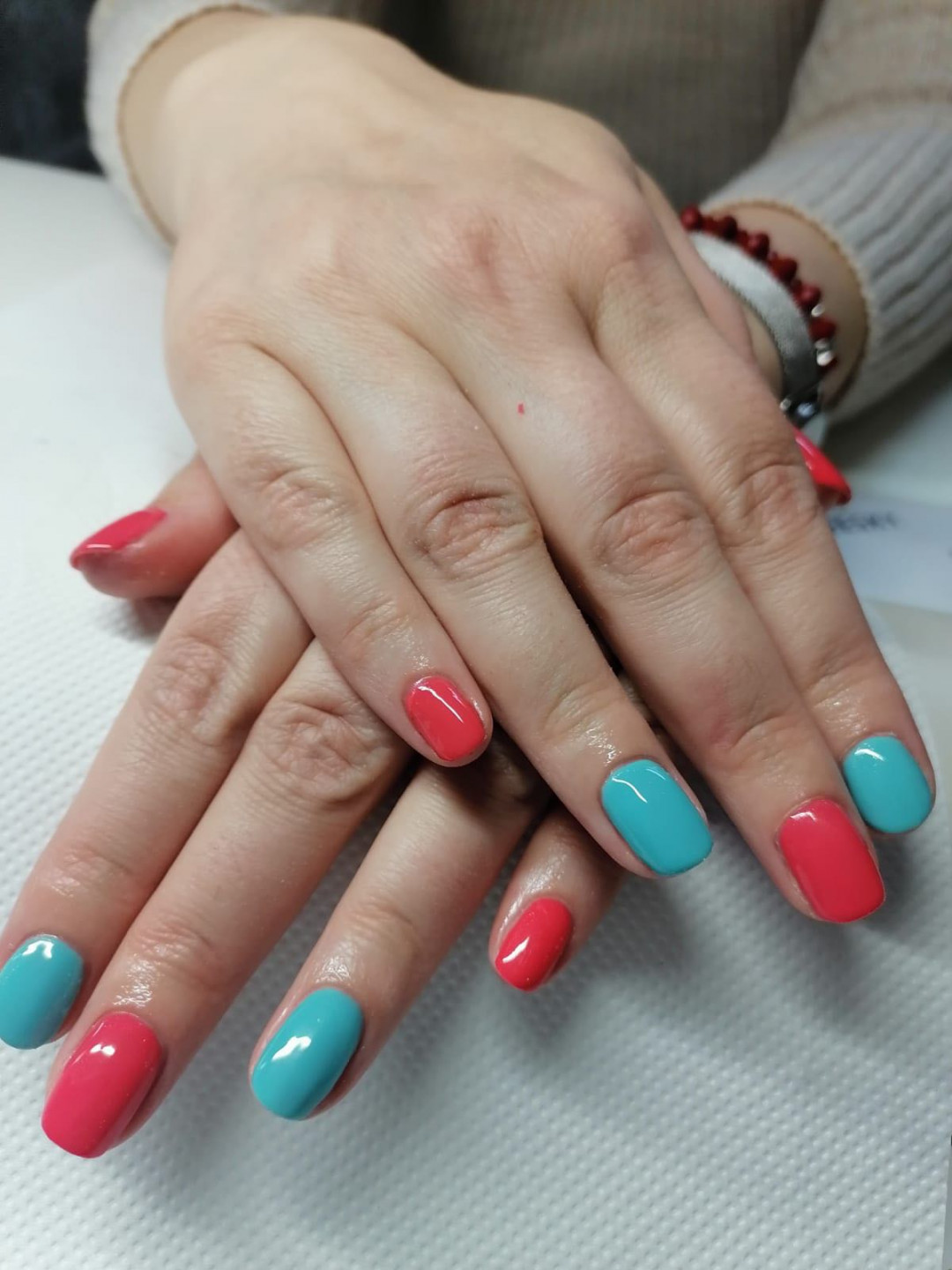 Bibi beauty centar #beograd Gel lak Gel lak - ruke