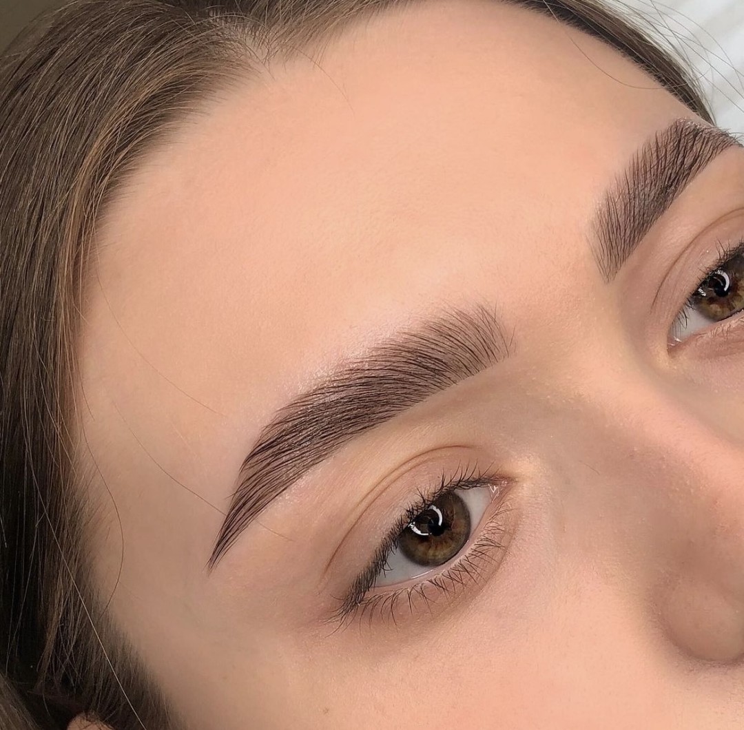 Le Risque #beograd Obrve Modeliranje obrva + farbanje + brow lift
