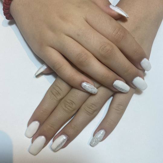 Prestige #beograd Manikir Manikir + gel lak