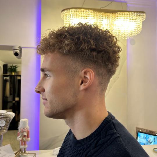 Esthetique Privé #beograd Muško šišanje Muško šišanje + minival