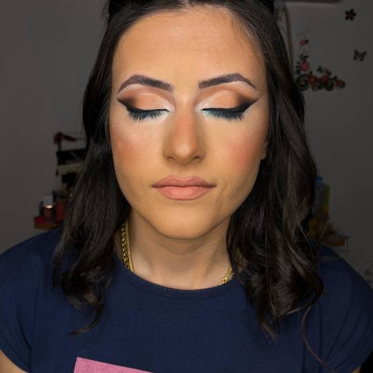 Golden beauty by Mimi #nis Make-up / šminkanje Profesionalno šminkanje + veštačke trepavice