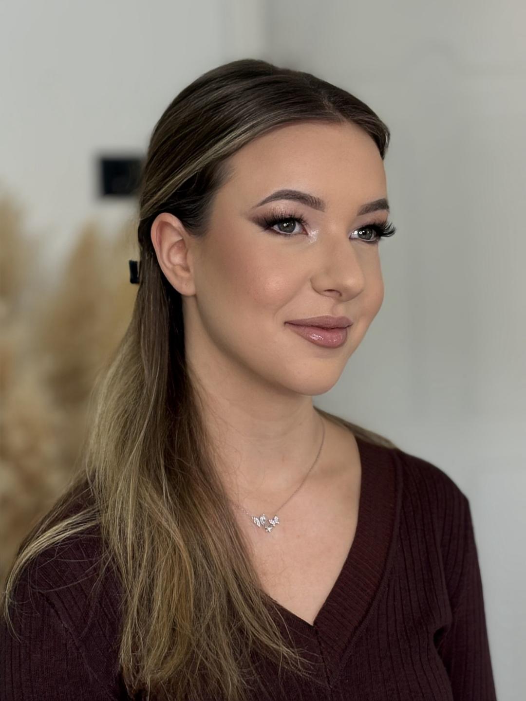 Profesionalno šminkanje + veštačke trepavice - Beauté by Nina Cvejić, Niš Make-up / šminkanje Lice Make-up / šminkanje, Niš, Medijana