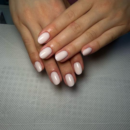 Sneža Nails #beograd Izlivanje noktiju Korekcija noktiju salonski rad - S dužina Nokti