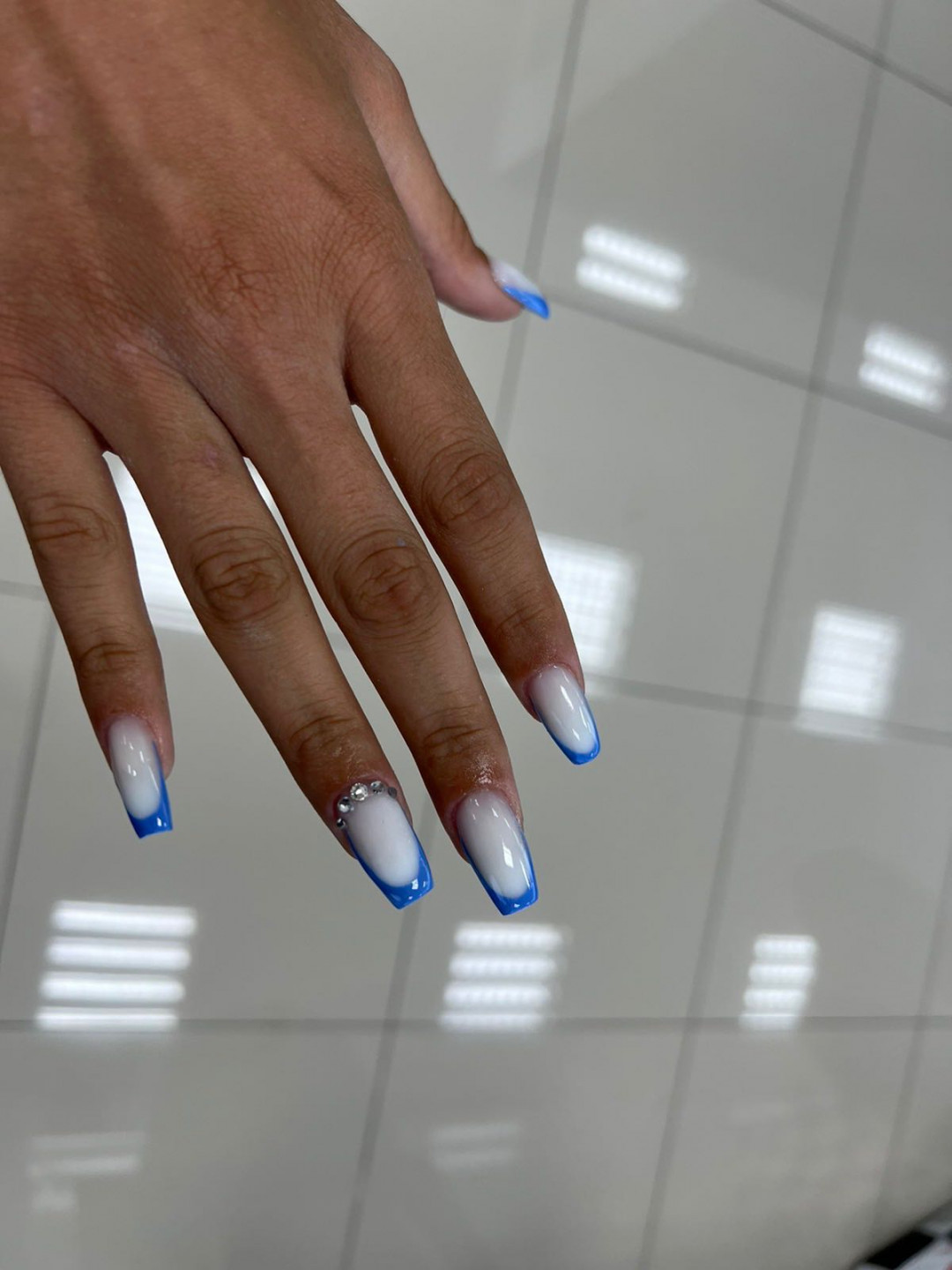 GM Beauty studio #beograd Izlivanje noktiju Izlivanje noktiju gelom - L dužina