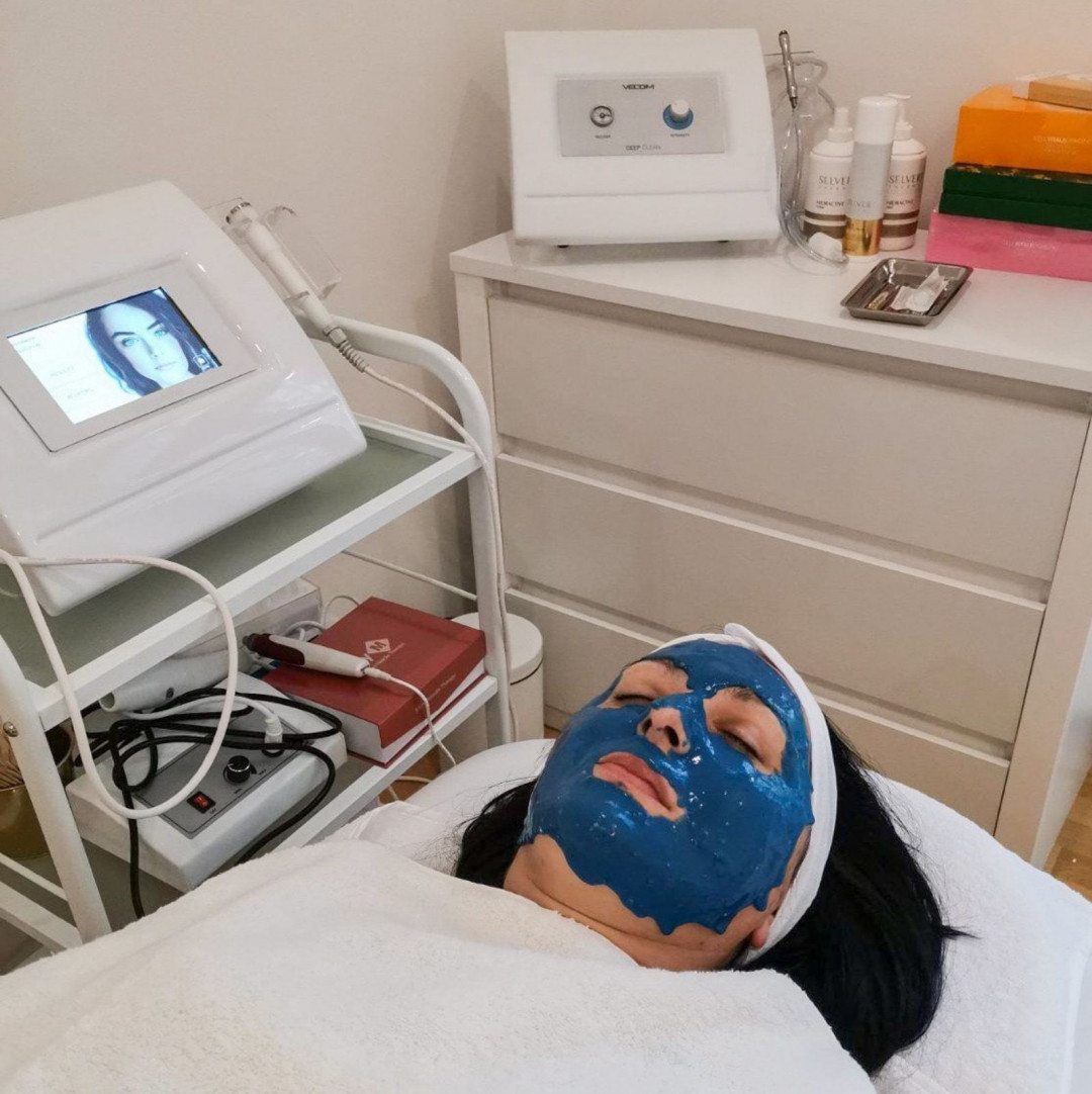 Viva Derm #beograd Radiotalasni i ultrazvučni tretmani RF lifting - lice + vrat + dekolte