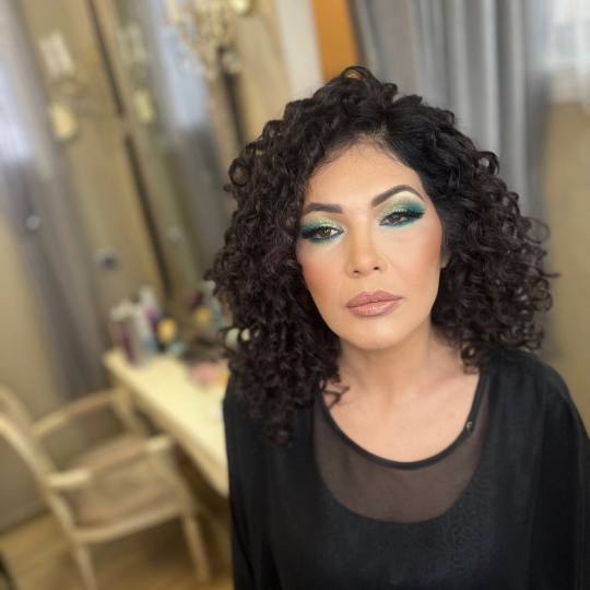 Bibi beauty centar #beograd Make-up / šminkanje Profesionalno šminkanje + veštačke trepavice + s