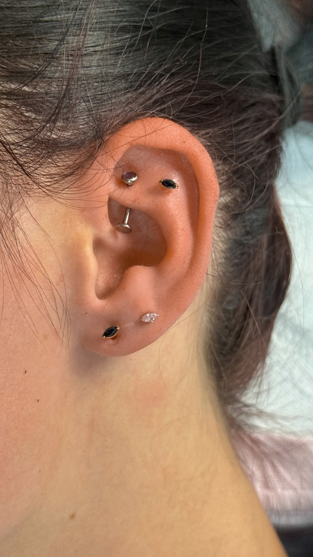 Pirsing - lobe + basic nakit - Kult, Beograd Ostalo Wellness Ostalo, Beograd, Banovo brdo