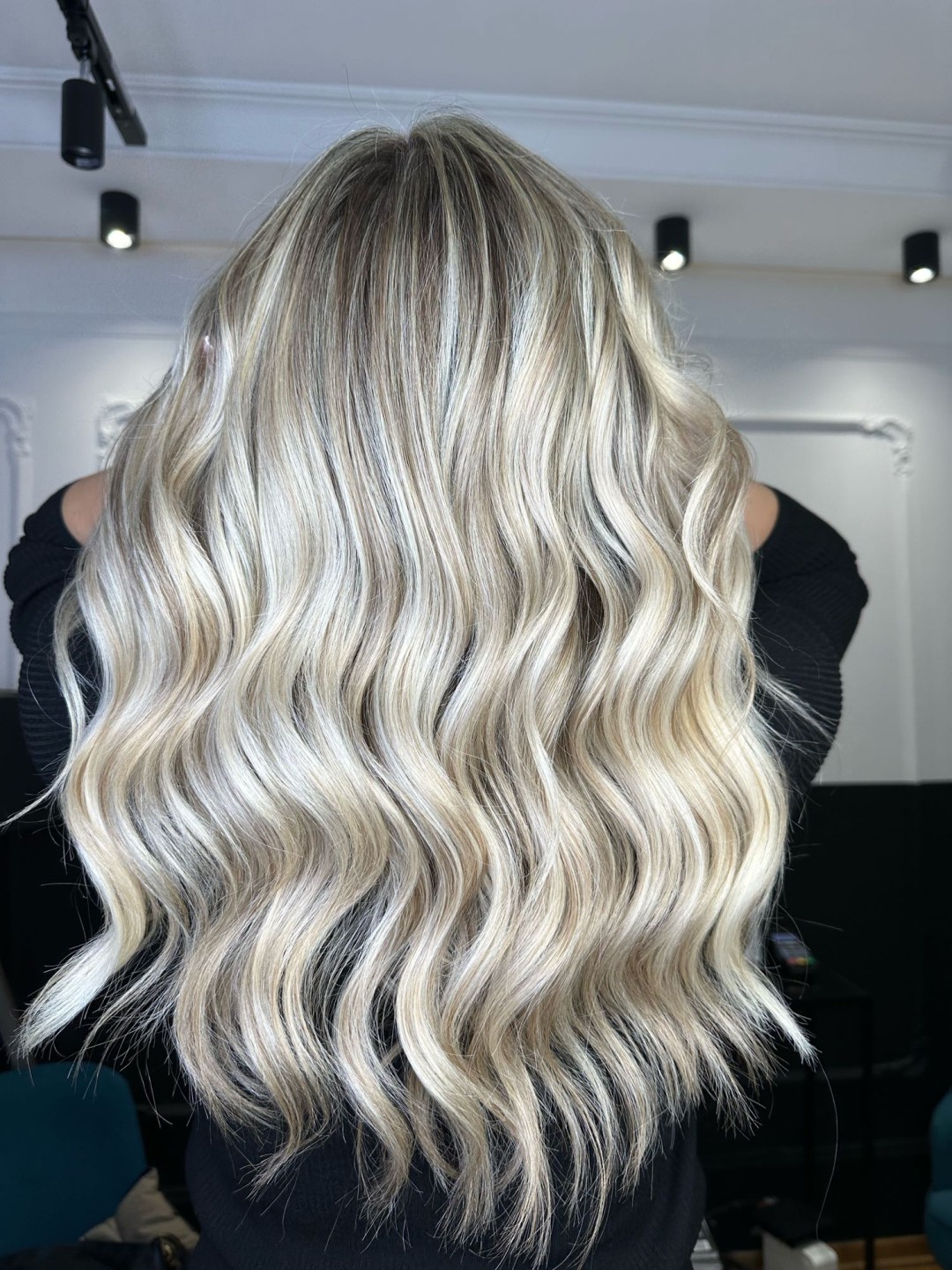 Balayage, ombre i sombre + preliv - ekstra duga kosa - Studio Benvenuto, Beograd Ombre, sombre, balayage Frizerski saloni Ombre, sombre, balayage, Beograd, Voždovac