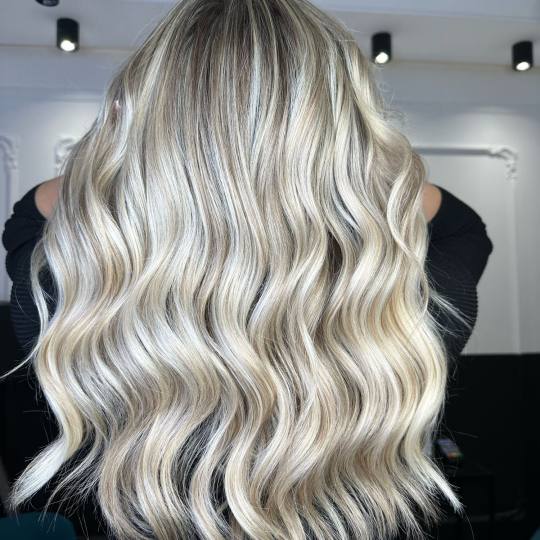 Studio Benvenuto #beograd Ombre, sombre, balayage Balayage, ombre i sombre + preliv - ekstra duga ko