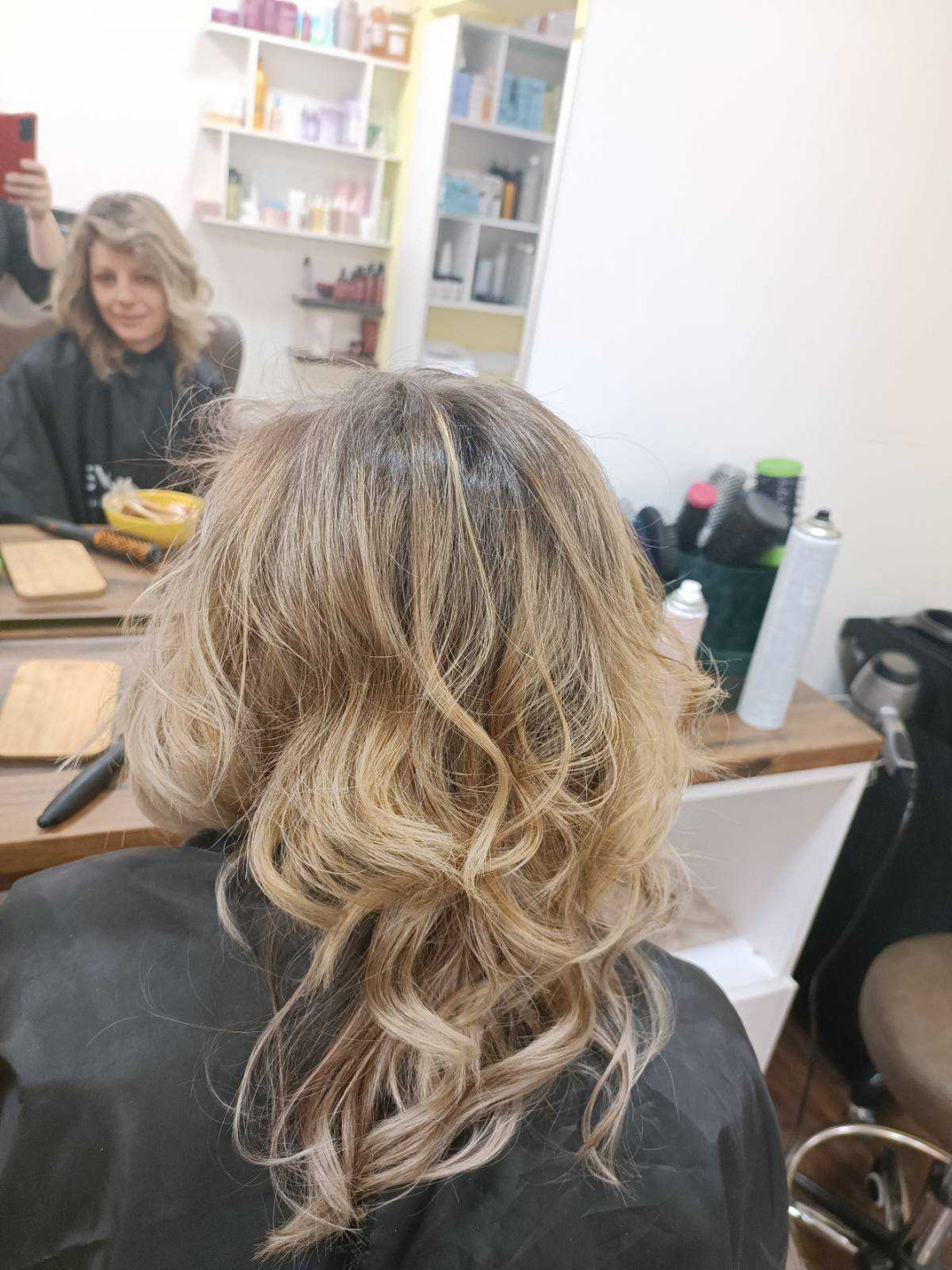 Studio lepote Krin #beograd Farbanje kose Preliv Demi permanentnim bojama - kosa srednje dužine