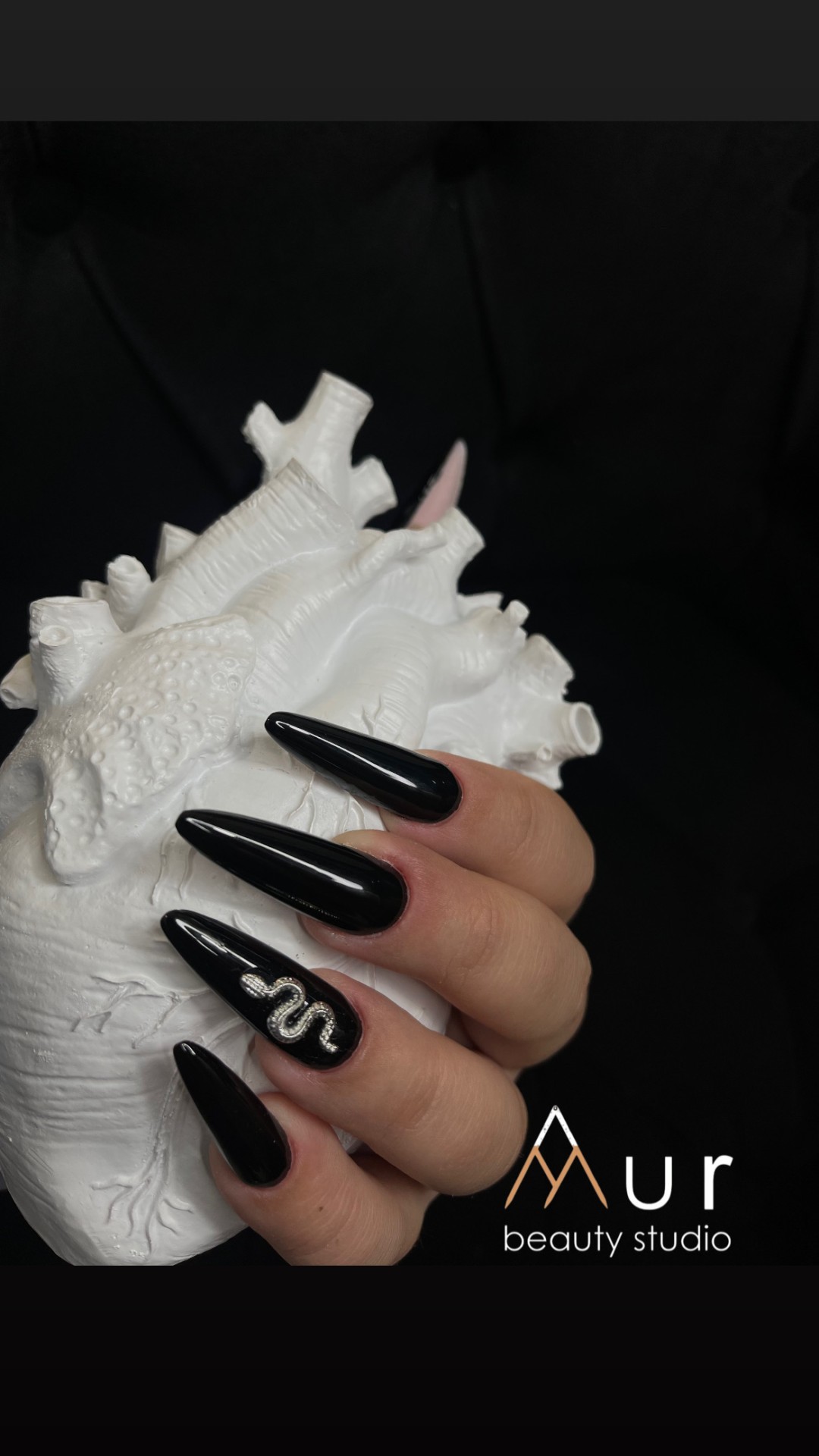Mur beauty studio #beograd Ukrašavanje noktiju Izlivanje noktiju gelom 6ca